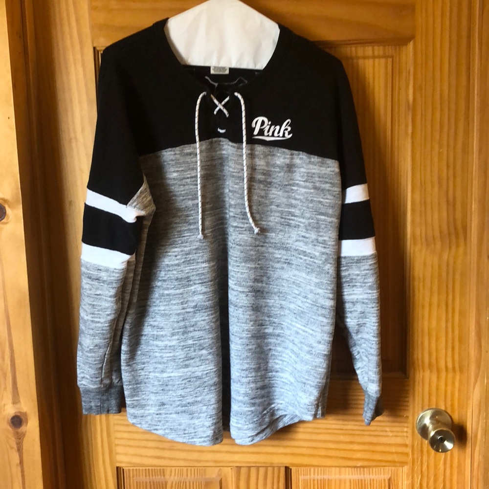 VICTORIAS SECRET PULLOVER